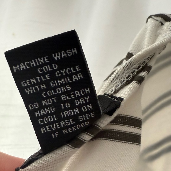 Rue21 Green and White Striped Relaxed Short Sleeve Tee cross cross open Back M - Picture 8 of 8